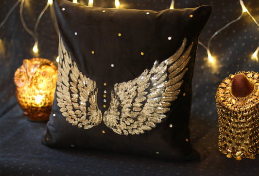 Golden Wing C-075 Velvet Cushion Cover